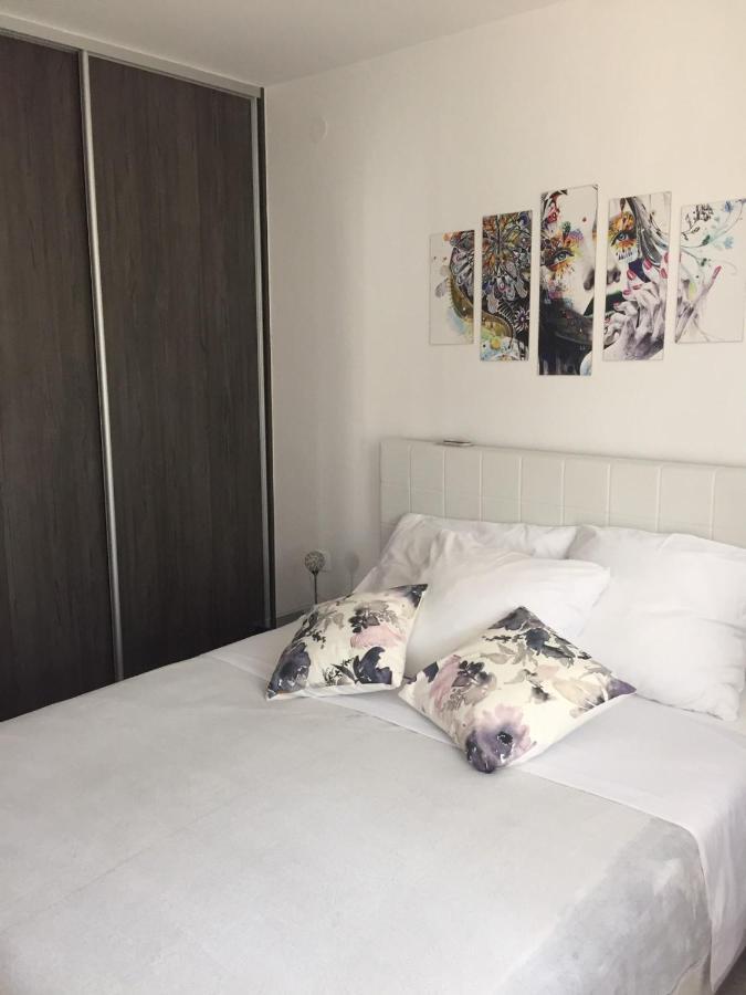 Apartment Yelena Rose West Zadar Buitenkant foto