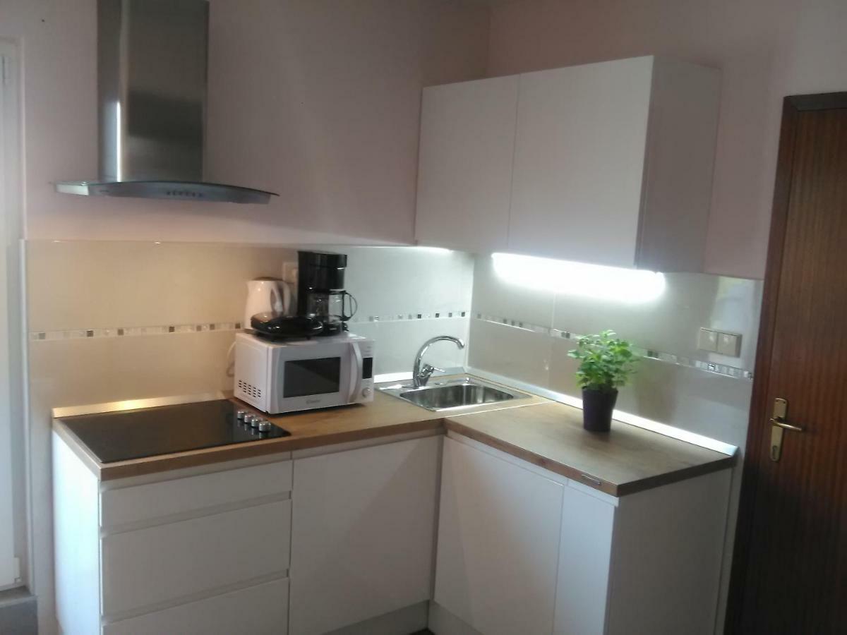 Apartment Yelena Rose West Zadar Buitenkant foto